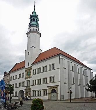 Laubaner Rathaus, erbaut im 16. Jahrhundert Laubaner Rathaus, erbaut im 16. Jahrhundert